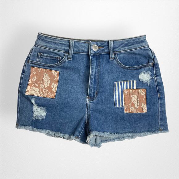 SO Brand High Rise Shortie Patchwork Cut Off Shorts Size 9‎ - Picture 1 of 5